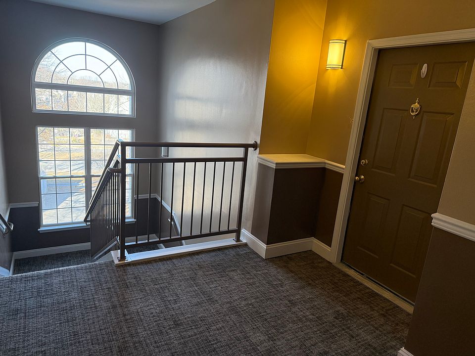 1st image of 18300 Feathertree Way APT 303