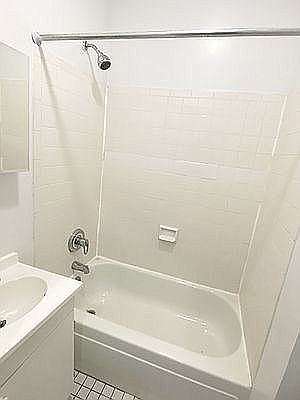 2nd image of 340 E 13th St #2R