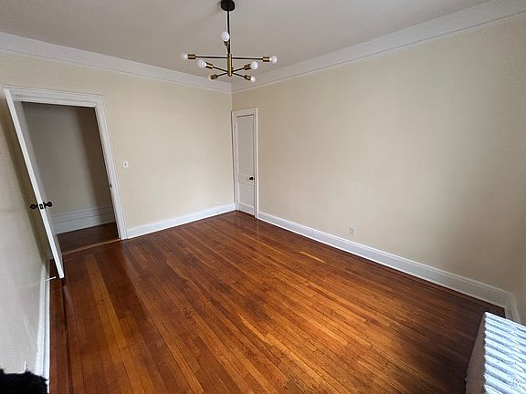 3rd image of 2619 Bedford Ave APT 4C