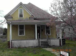 27 S Collett St, Danville, IL 61832