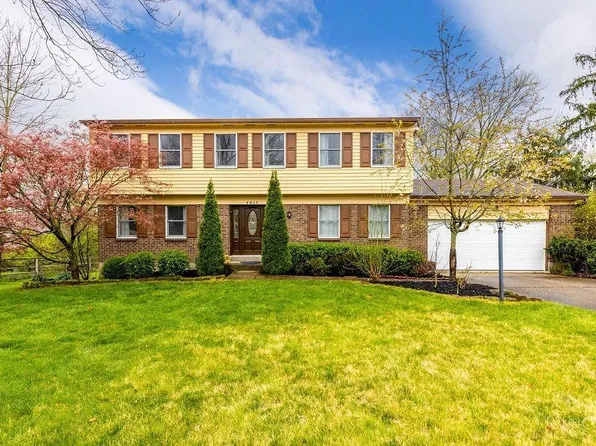 9017 Symmes Hill Ct, Loveland, OH 45140