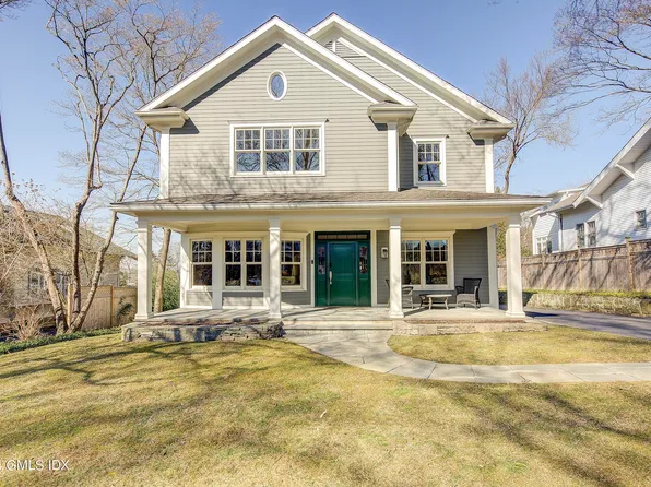 13 Chapel Ln, Riverside, CT 06878