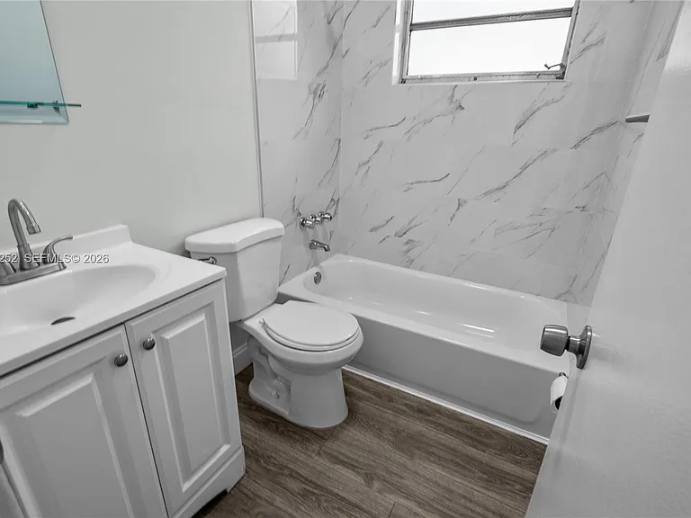 245 NE 191st St #3014 — Photo 14