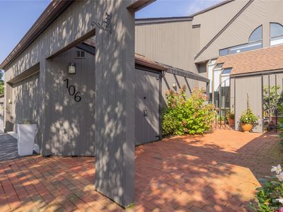 106 Stone Oaks Drive, Hartsdale, NY, 10530