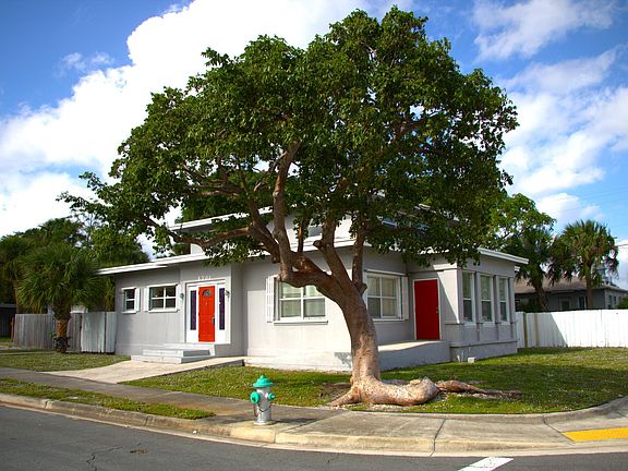 3rd image of 5701 N Flagler Dr