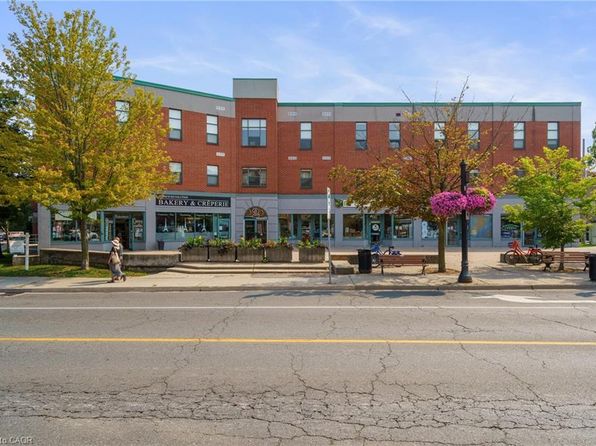 2 King St W #207, Hamilton, ON L9H 6Z1