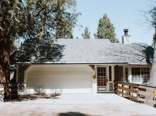 716 Bergschrund Dr, Crestline, CA 92325
