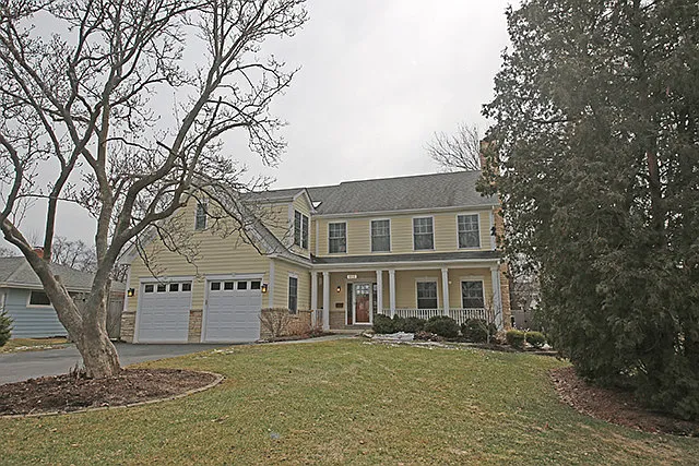 616 Wakeman Ave photo 1