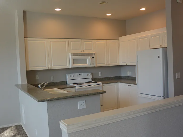 1830 SE Cutter Ln — Photo 8