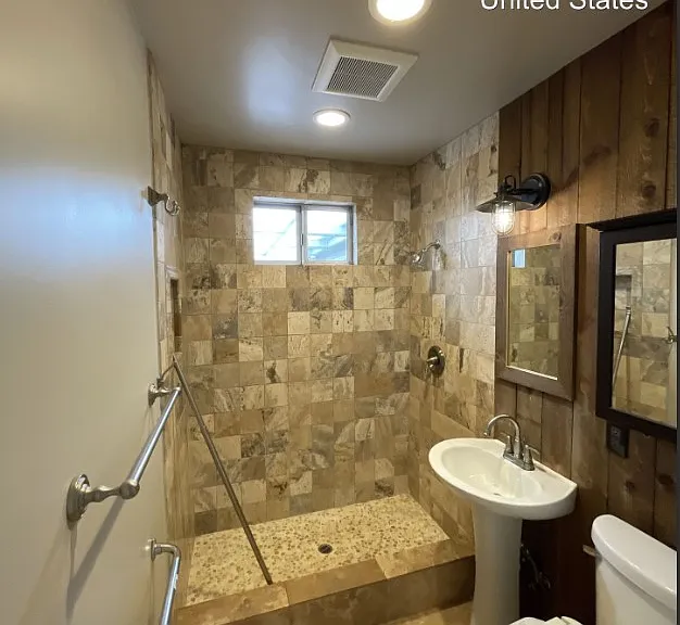 1377 Valota Rd #1 — Photo 7