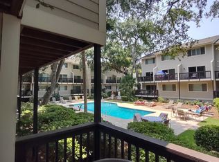 1 Tanglewood Dr APT 501, Hilton Head Island, SC 29928