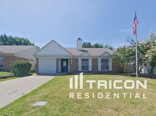 3912 River Birch Rd, Fort Worth, TX 76137