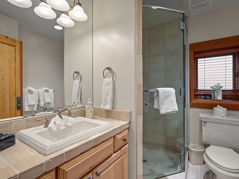 577 Eagle Dr — Photo 23