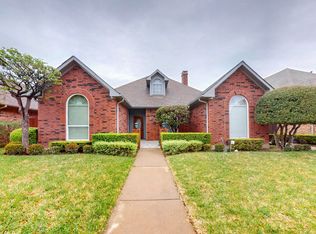 2725 Big Oaks Dr, Garland, TX 75044