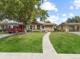 331 Craigmont Ln, San Antonio, TX 78213