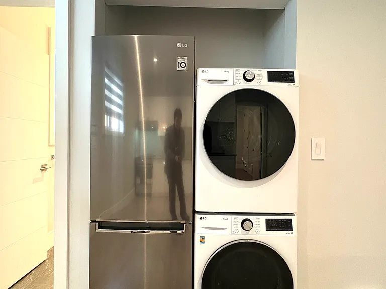 7400 Schaefer Ave #101 — Photo 3