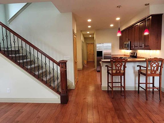 3rd image of 3638 N Marion St