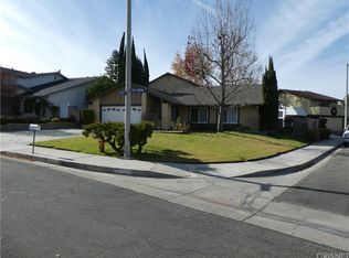 23323 Vista Rosina Dr, Santa Clarita, CA 91354