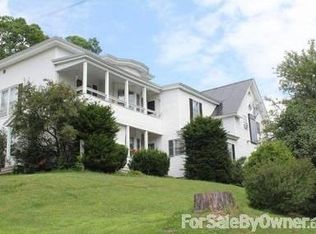 93 Park St, Barre, VT 05641