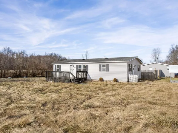 15673 Lucky Ln, Williamsburg, OH 45176
