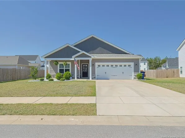 137 Wright Woods Ln, Raeford, NC 28376