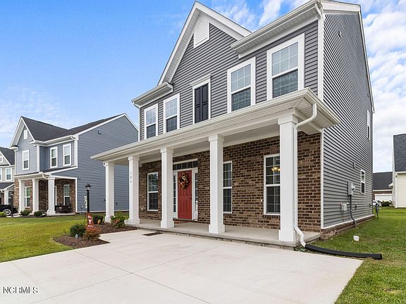 3rd image of 306 Egret Court