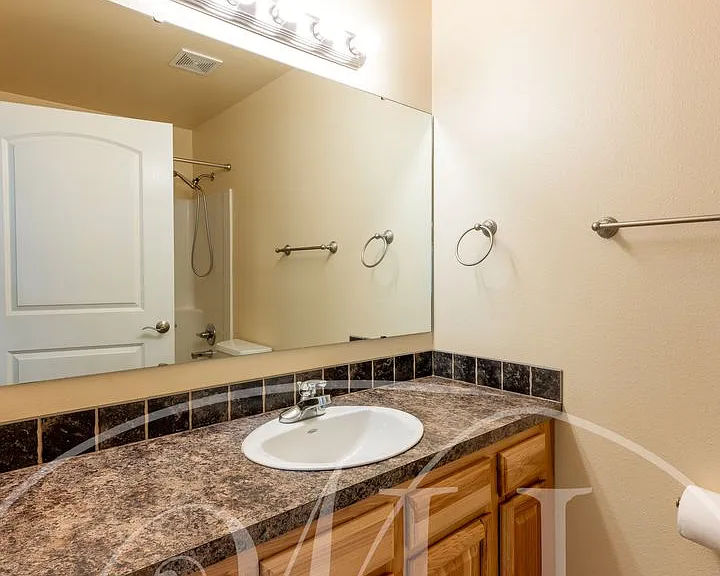 741 SE Magnoni Dr — Photo 19