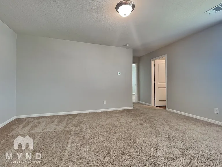 12708 Robert Taft St — Photo 15