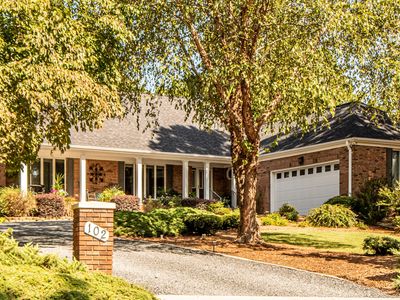 102 Owens Cir, West End, NC, 27376