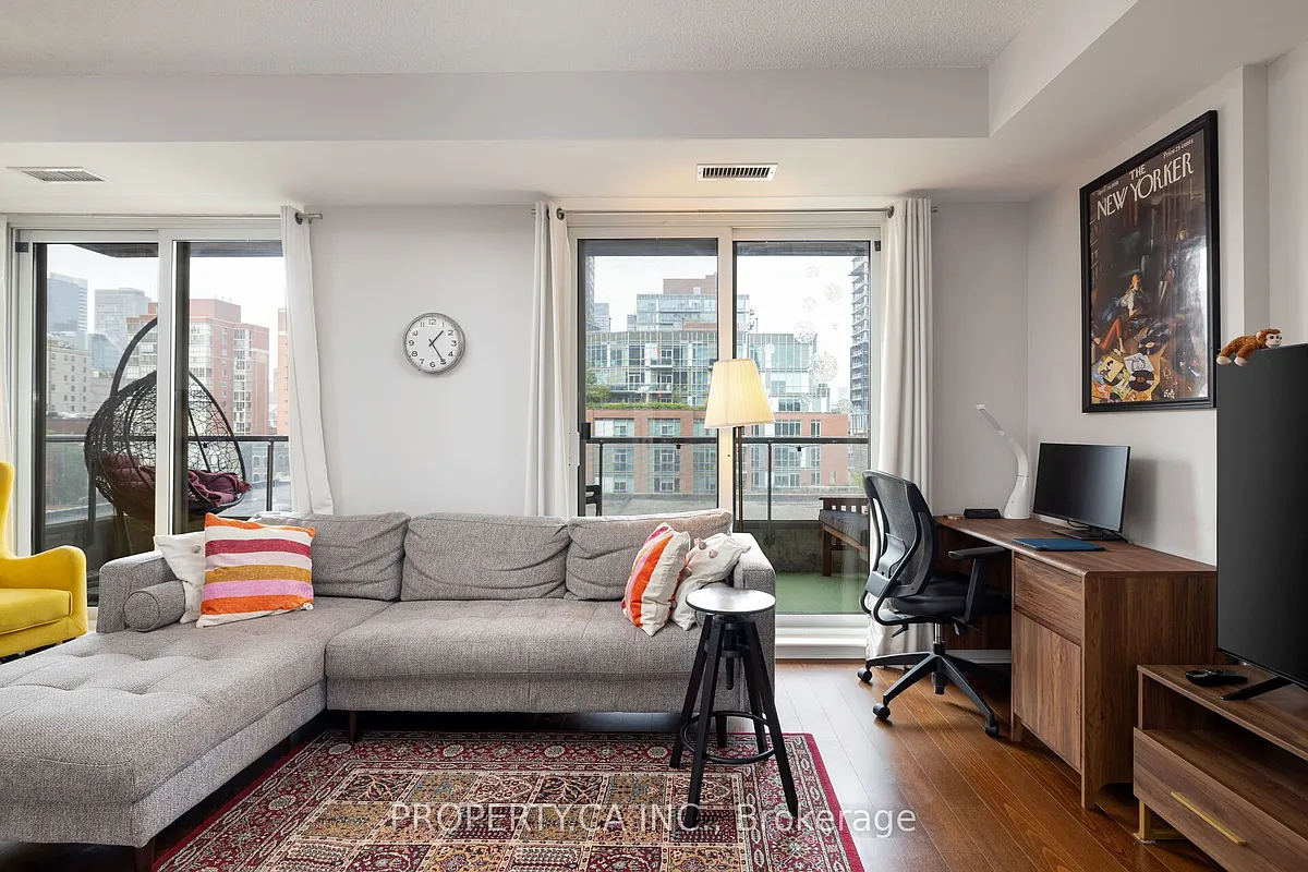 Building Photo - 168 King St E #614