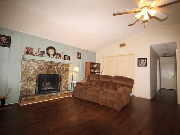 2nd image of 4640 Old Road 37