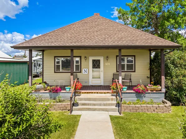 101 4th Ave S, Stanford, MT 59479