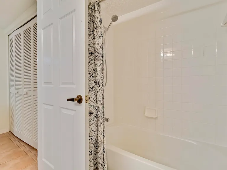 9330 Clubside Cir #3109 — Photo 11