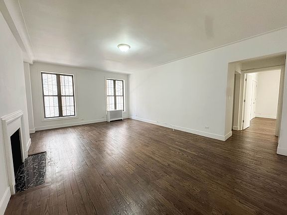2nd image of 15 W 55th St APT 7A