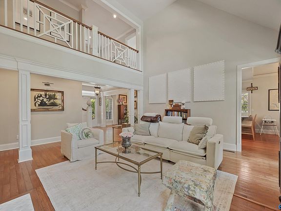 5th image of 2701 Whistler Ln SE