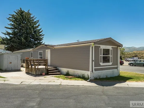 4700 S 5th Ave Trailer 16, Pocatello, ID 83204