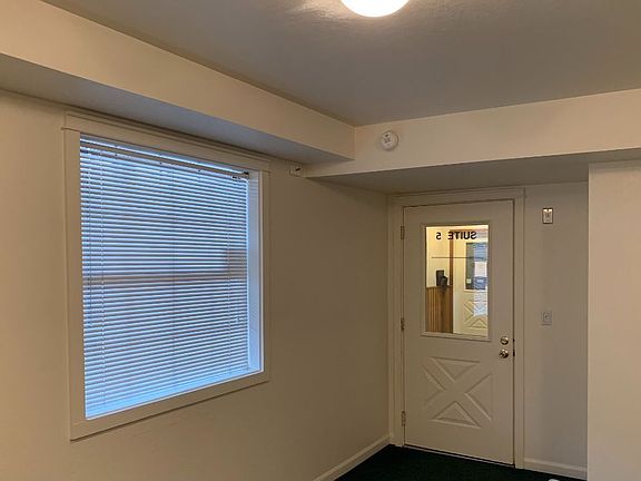 5th image of 850 Siskiyou Blvd #10623277