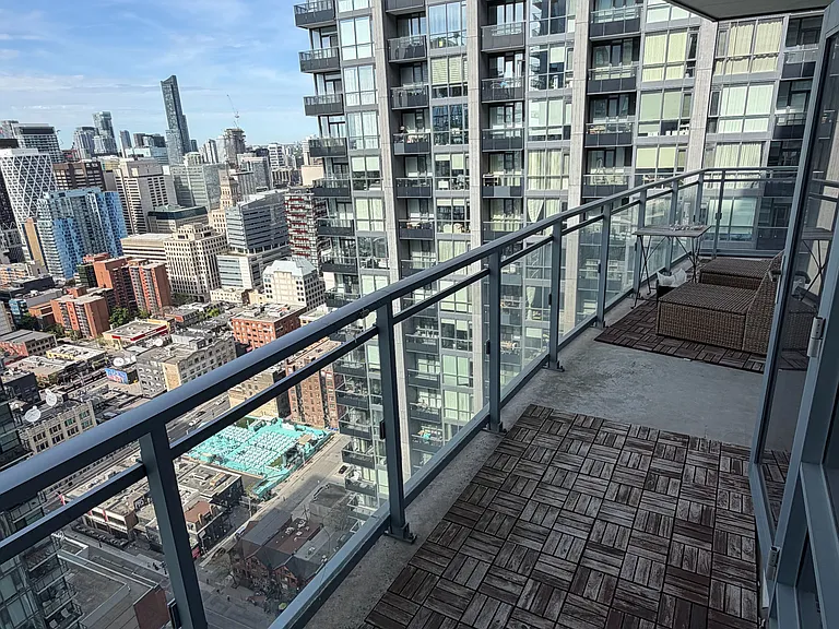21 Widmer St #3706 — Photo 31