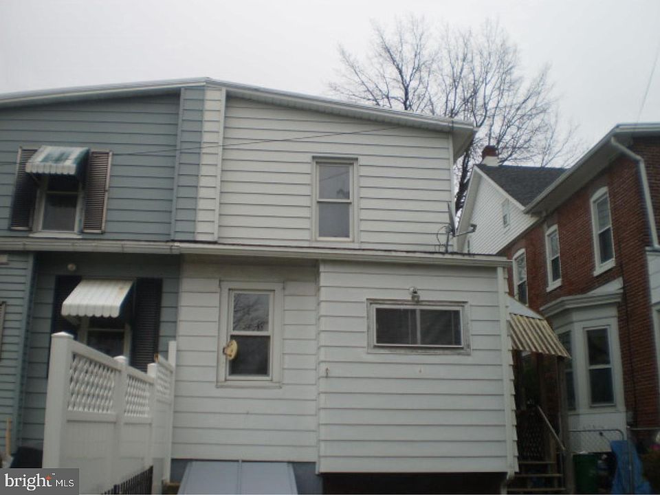 2nd image of 108 S Sterley St
