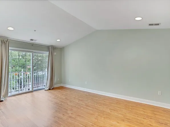 100 Abbie Court image 24 of 41