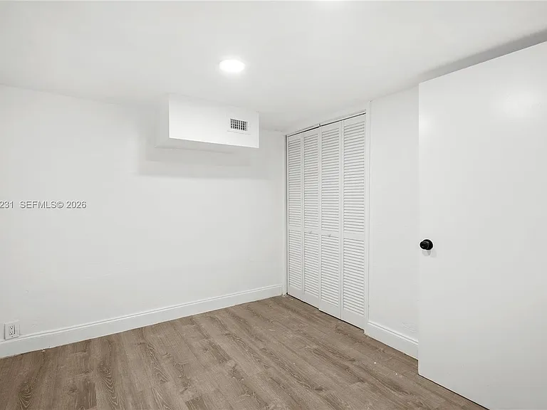 1701 NW 19th Ave — Photo 35