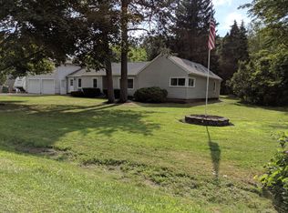7211 Stoney Lonesome Rd, Williamson, NY 14589