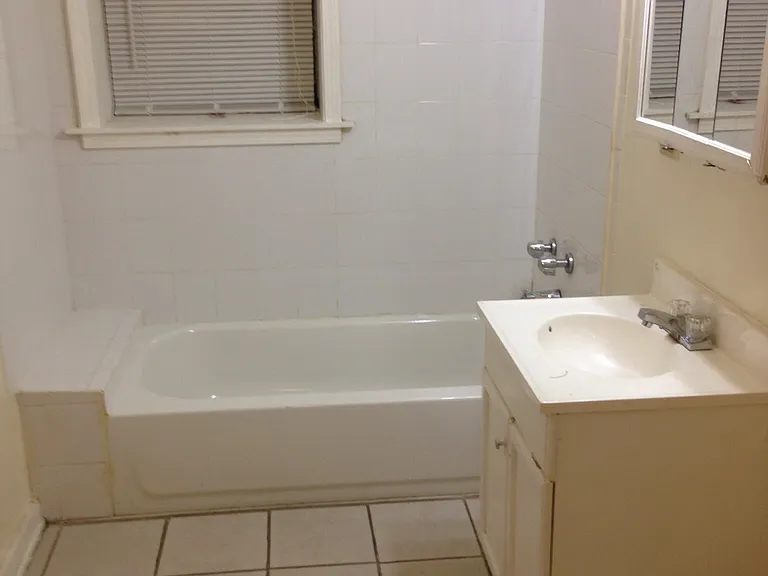 7606 S Union Ave #G — Photo 3