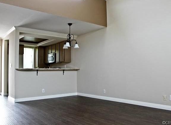3rd image of 445 W 6th St Unit 410