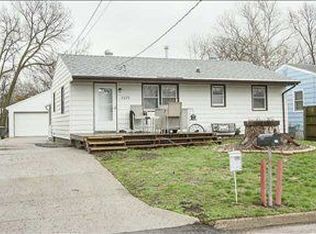 2829 E 36th St, Des Moines, IA 50317