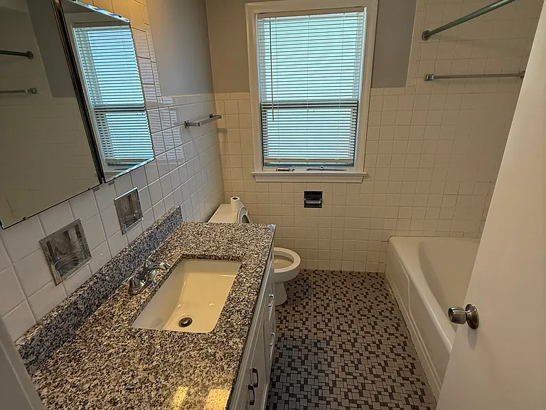 10351 Chaucer St #2S — Photo 6