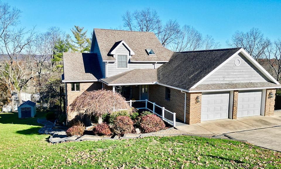 1st image of 50 Applewood Dr