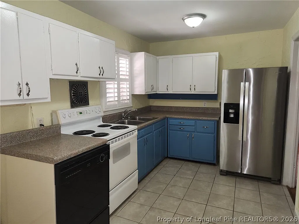 3 bed, 1.5 bath, 1143 sqft, $1,400 — Photo 4