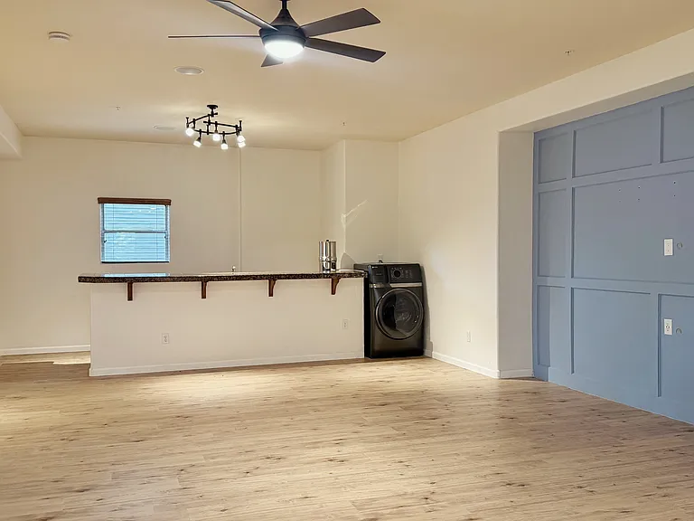 3041 W Simon Cir — Photo 6