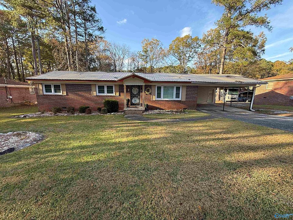 1st image of 1524 Arrowhead Dr